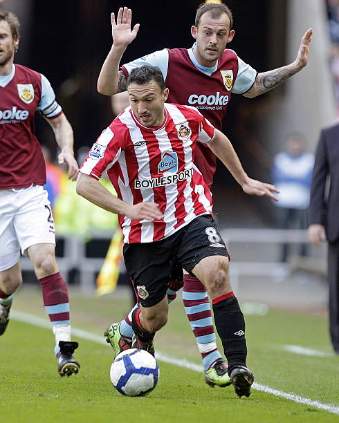 遏制住老鹰 遏制住老鹰