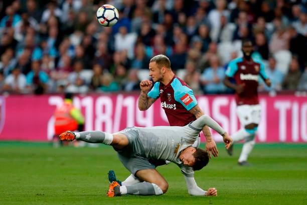 为球队奠定 为球队奠定