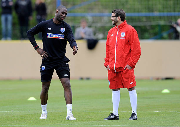 用米兰防线 用米兰防线